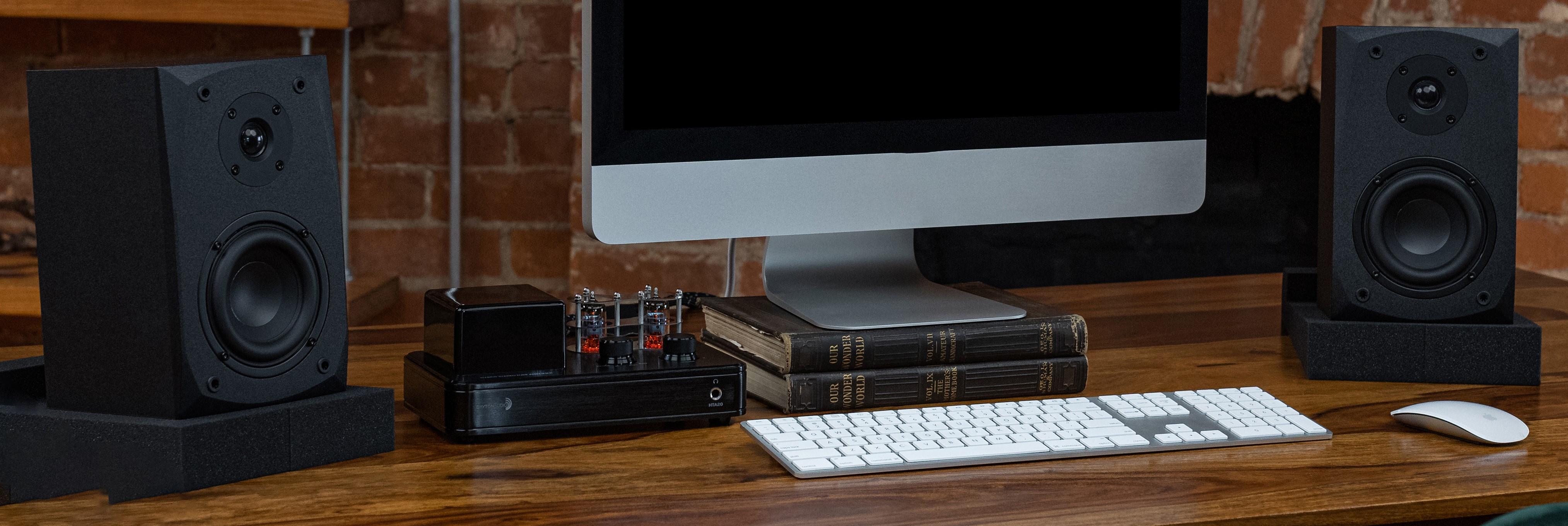 MK402X and HTA20 bundle on a desk