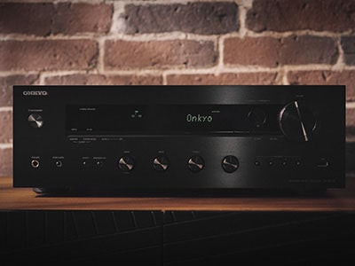 Onkyo.